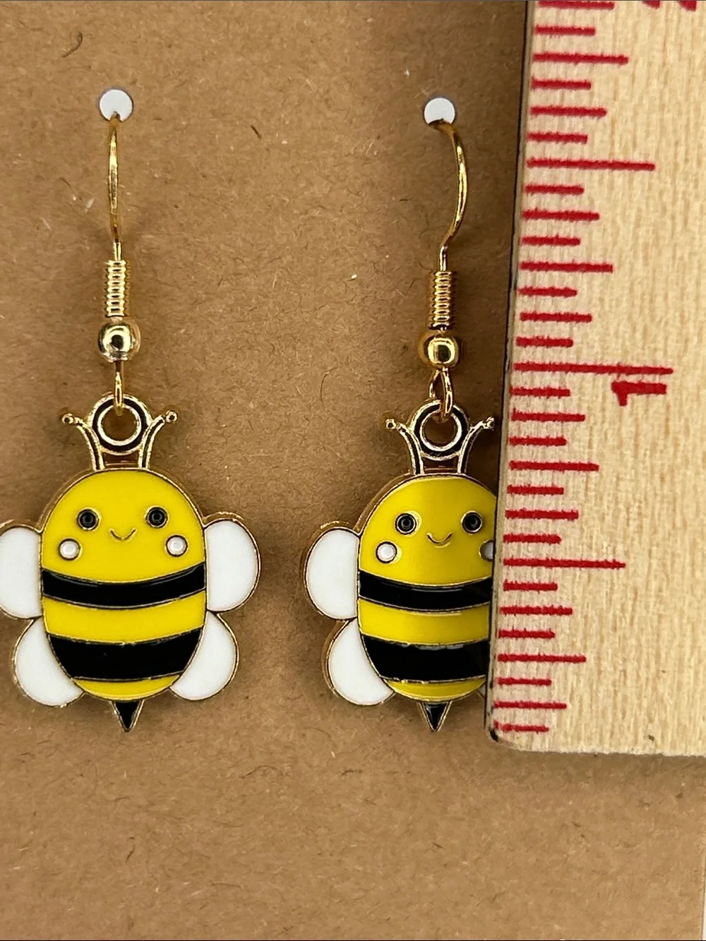 Cute Yellow Bee Dangle Earrings – Women Fashion Jewelry